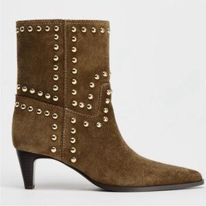 Faux suede studded kitten heel bootie size 9